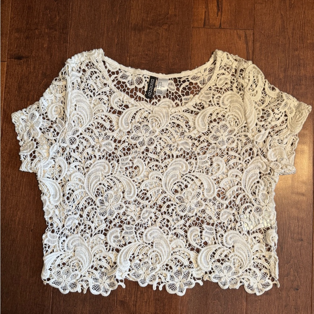 Elegant White Lace Top